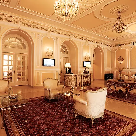 Grand Continental Hotel