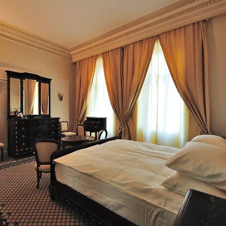 Hotel Grand Continental