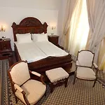 Grand Continental Hotel