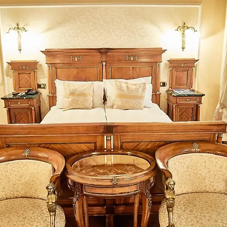 Hotell Grand Continental 5*