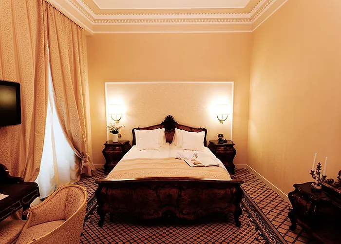 Grand Continental Hotel 5*