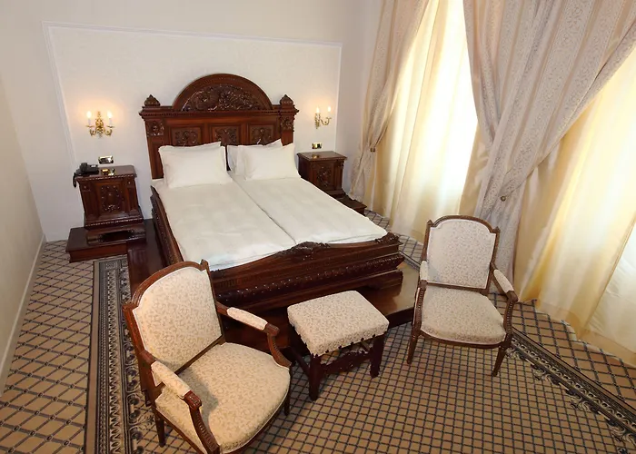 Grand Continental Hotel