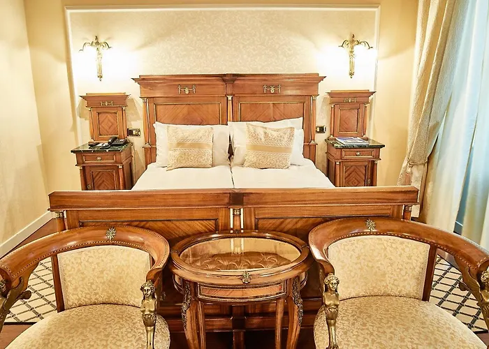 Hotel Grand Continental 5*