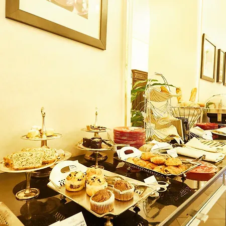Hotel Grand Continental 5*