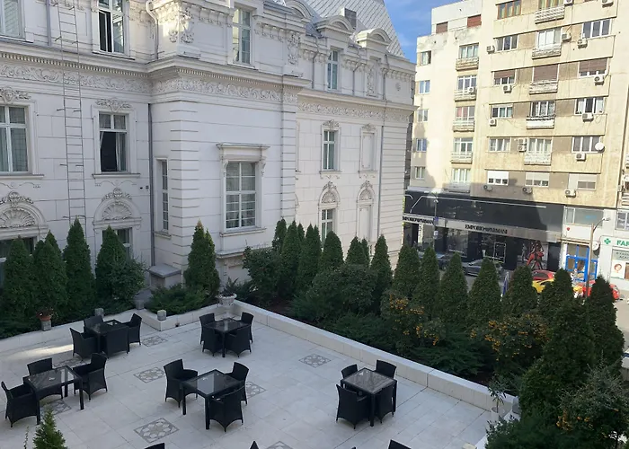 Grand Continental Hotel 5*