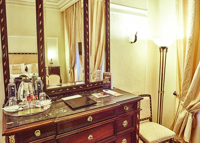 Grand Continental מלון 5*