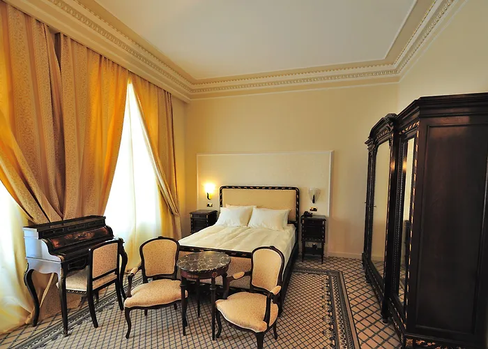 מלון Grand Continental 5*